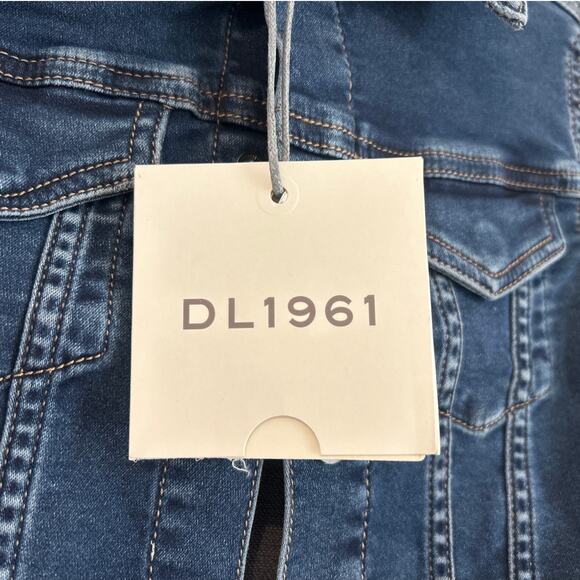 NWT DL1961 Girls Manning Dark Wash Knit Denim Jean Jacket – Girls Size 4/5 - Picture 3 of 7